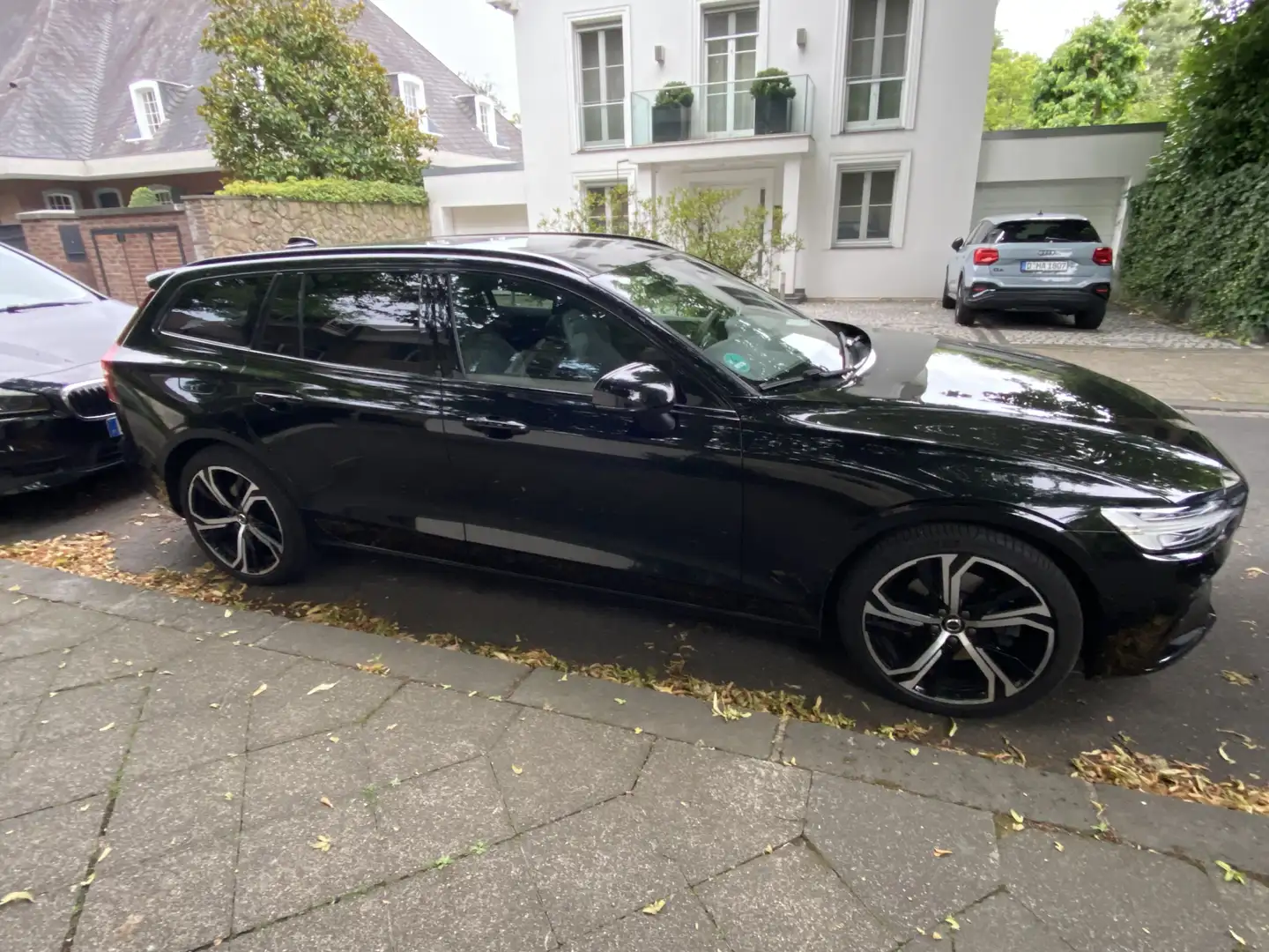 Volvo V60 B4 D Plus Dark - 2
