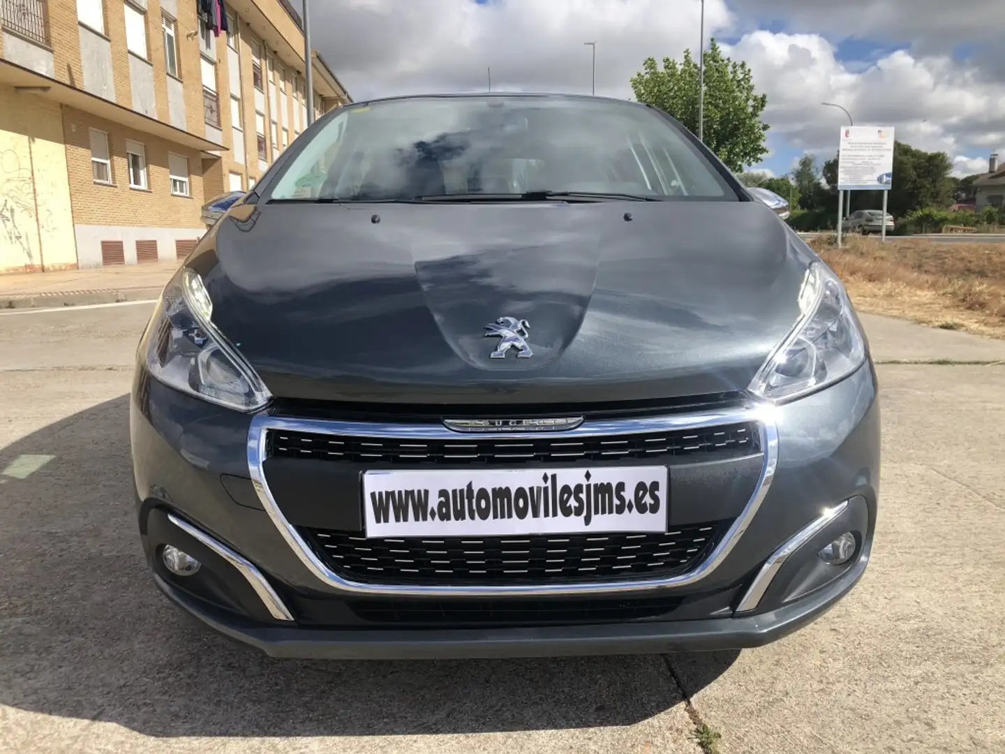 Peugeot 208 1.2 PureTech S&S Style 82 Gris - 2