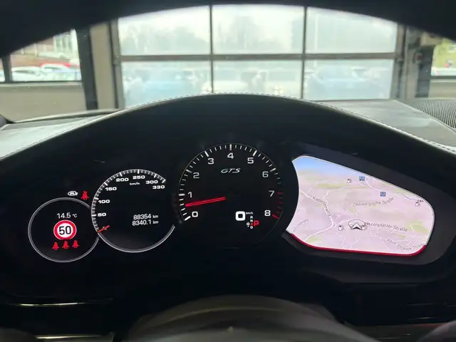 Porsche Panamera view 7