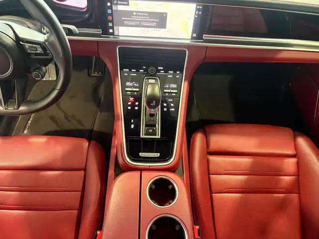 Porsche Panamera view 12