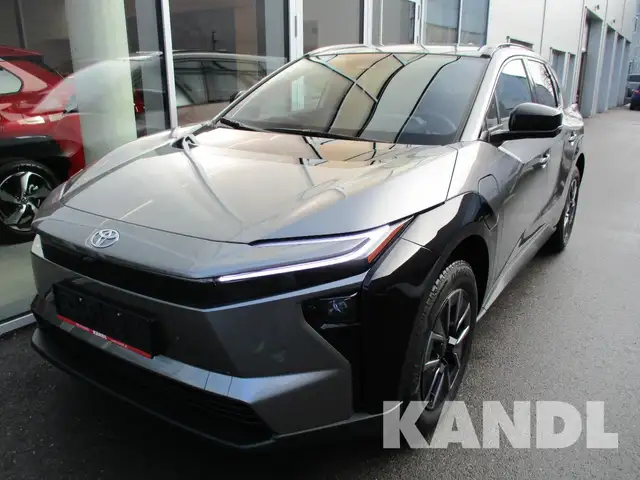 Toyota bZ4X Elektro 73kWh