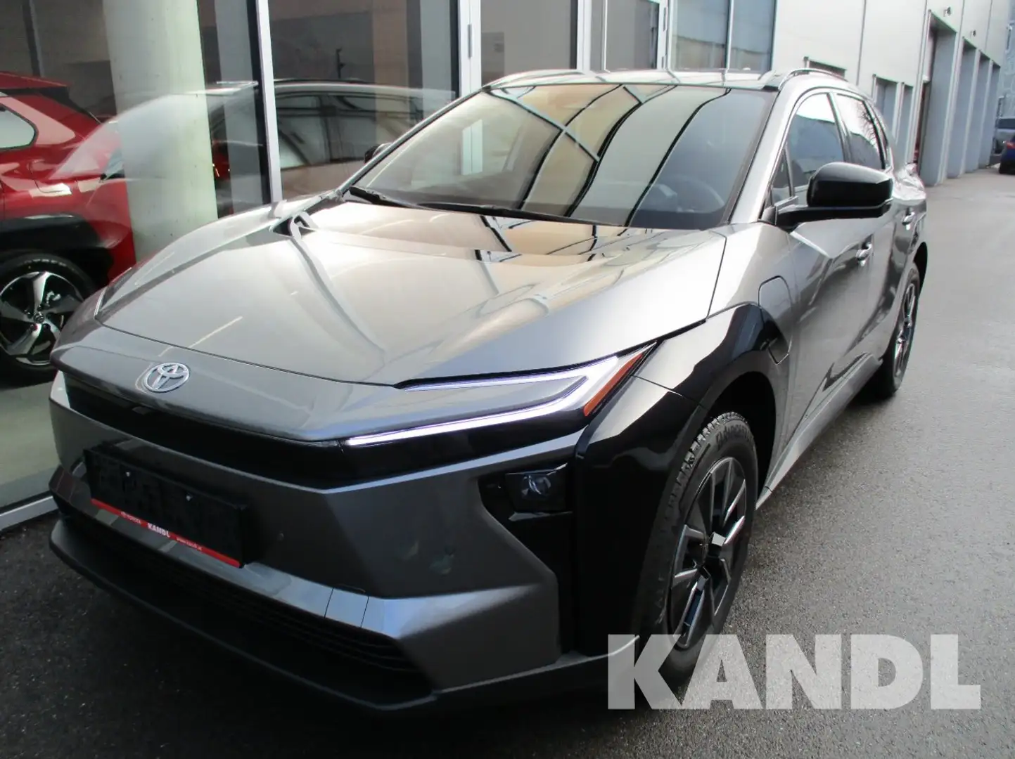 TOYOTA Bz4x