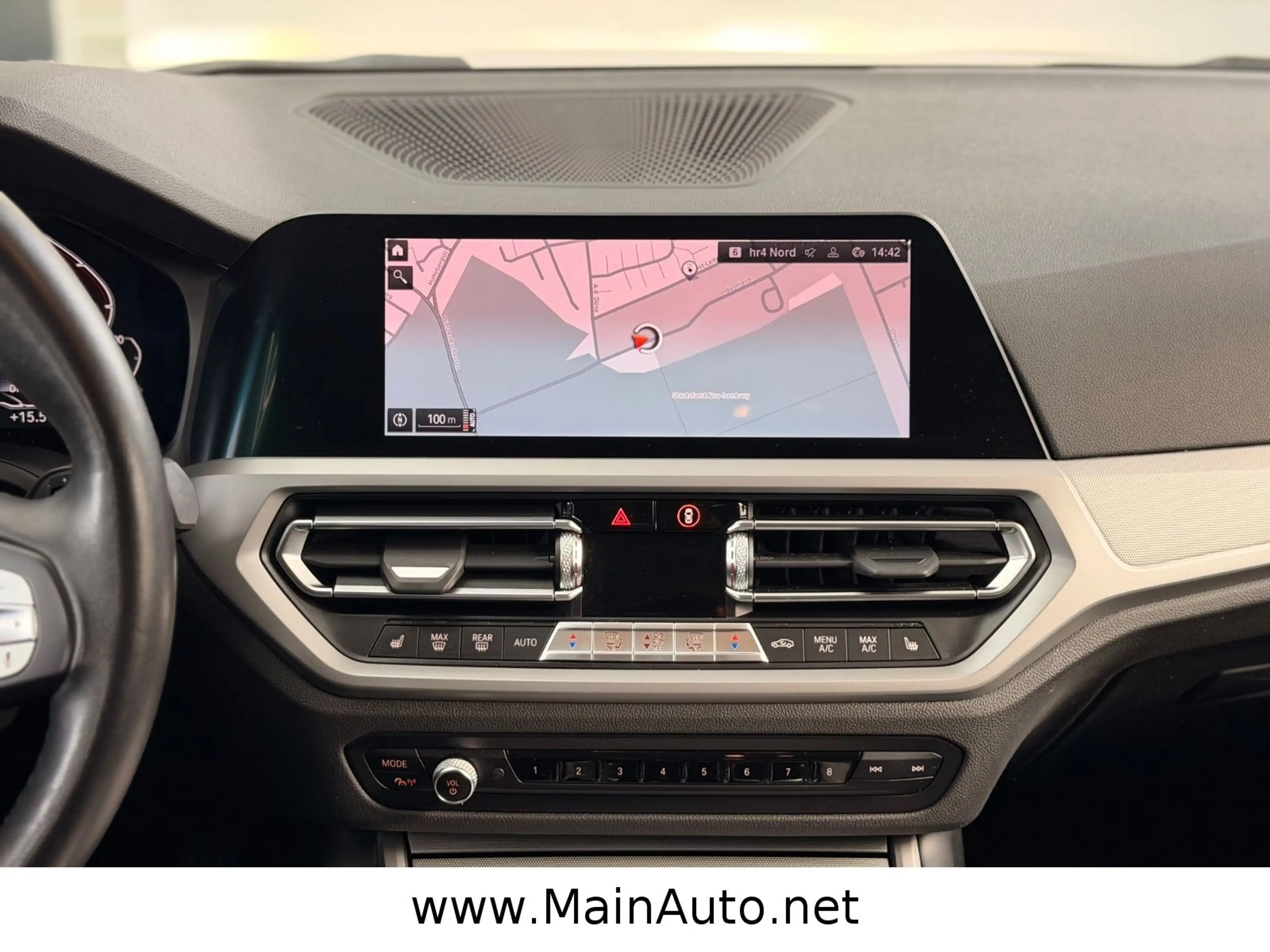 BMW 320 e Lim LASER/SportSitz/SPUR/ACC/KeyGO/DigTacho — photo 13