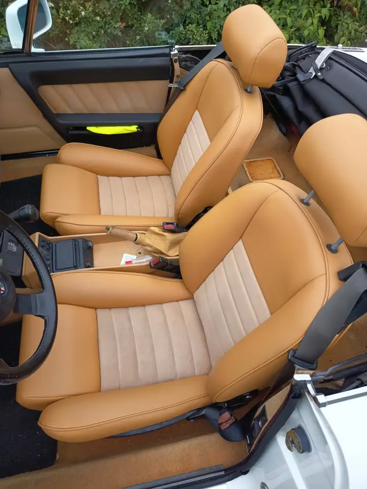 Alfa Romeo Spider 2.0, foto 3