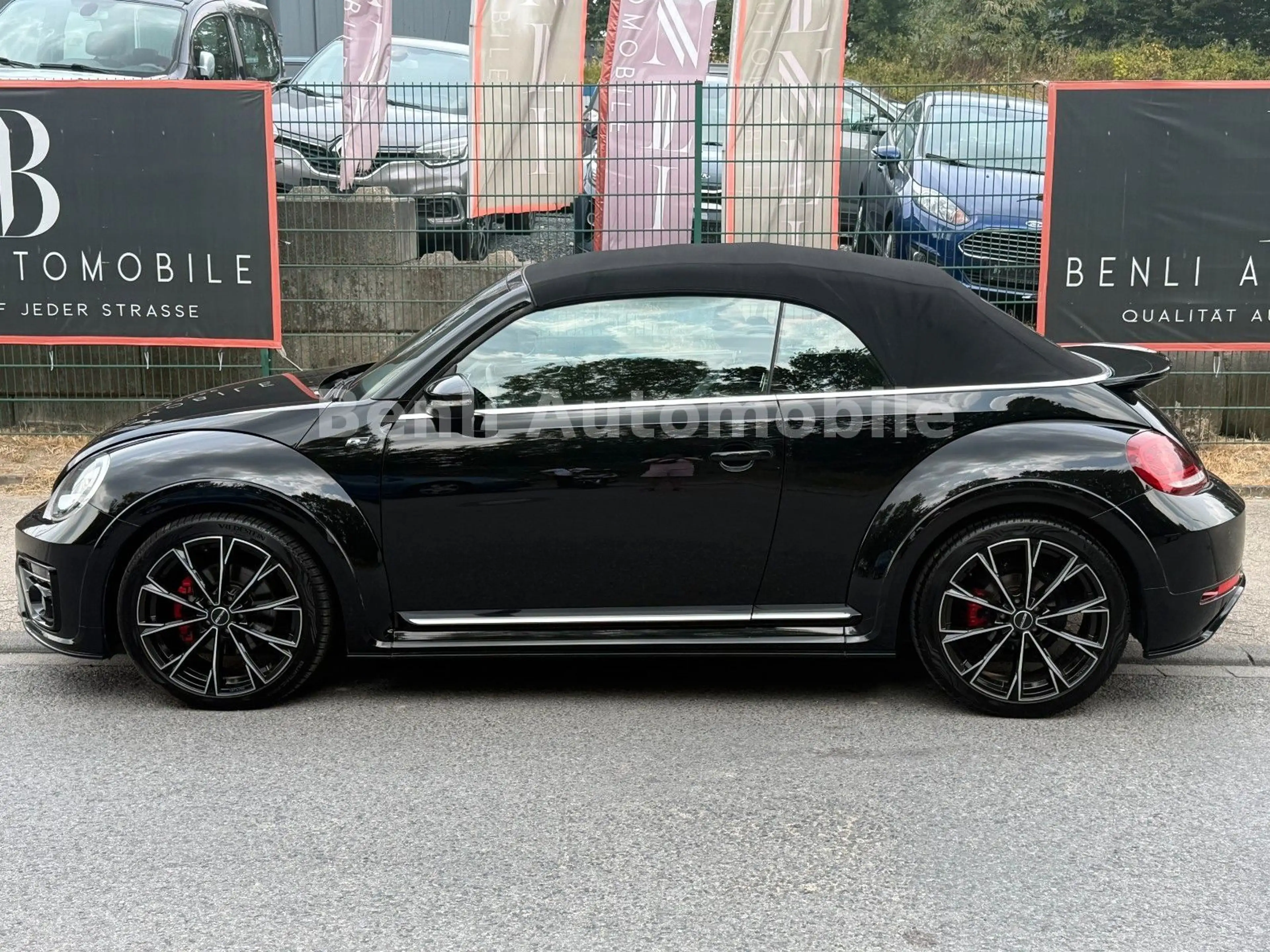 Volkswagen Beetle Cabriolet Exclusive R-Line BMT/Start-Stop — photo 11