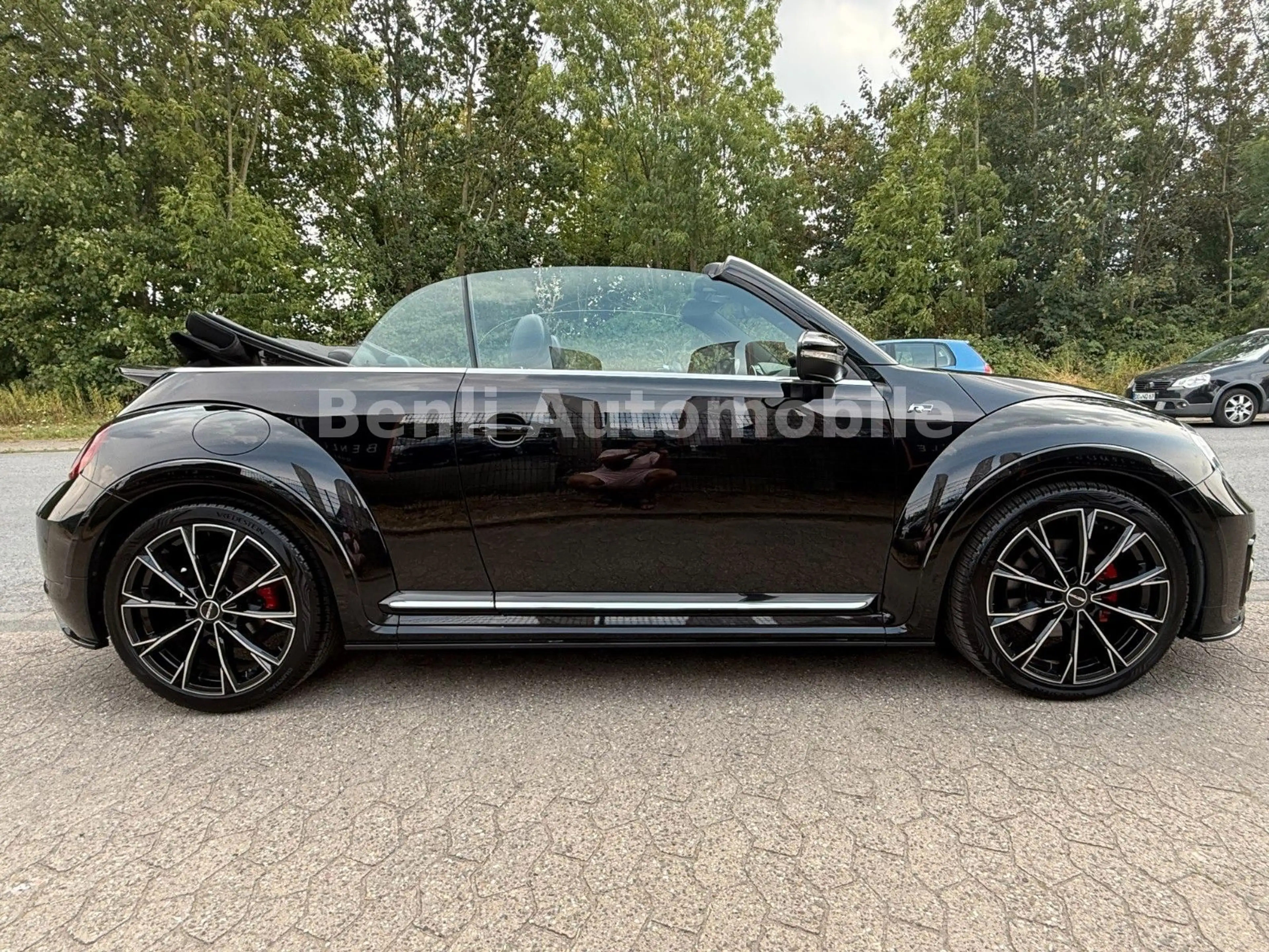 Volkswagen Beetle Cabriolet Exclusive R-Line BMT/Start-Stop — photo 6