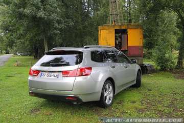 Tourer 2.2 i-DTEC Executive Innova AT