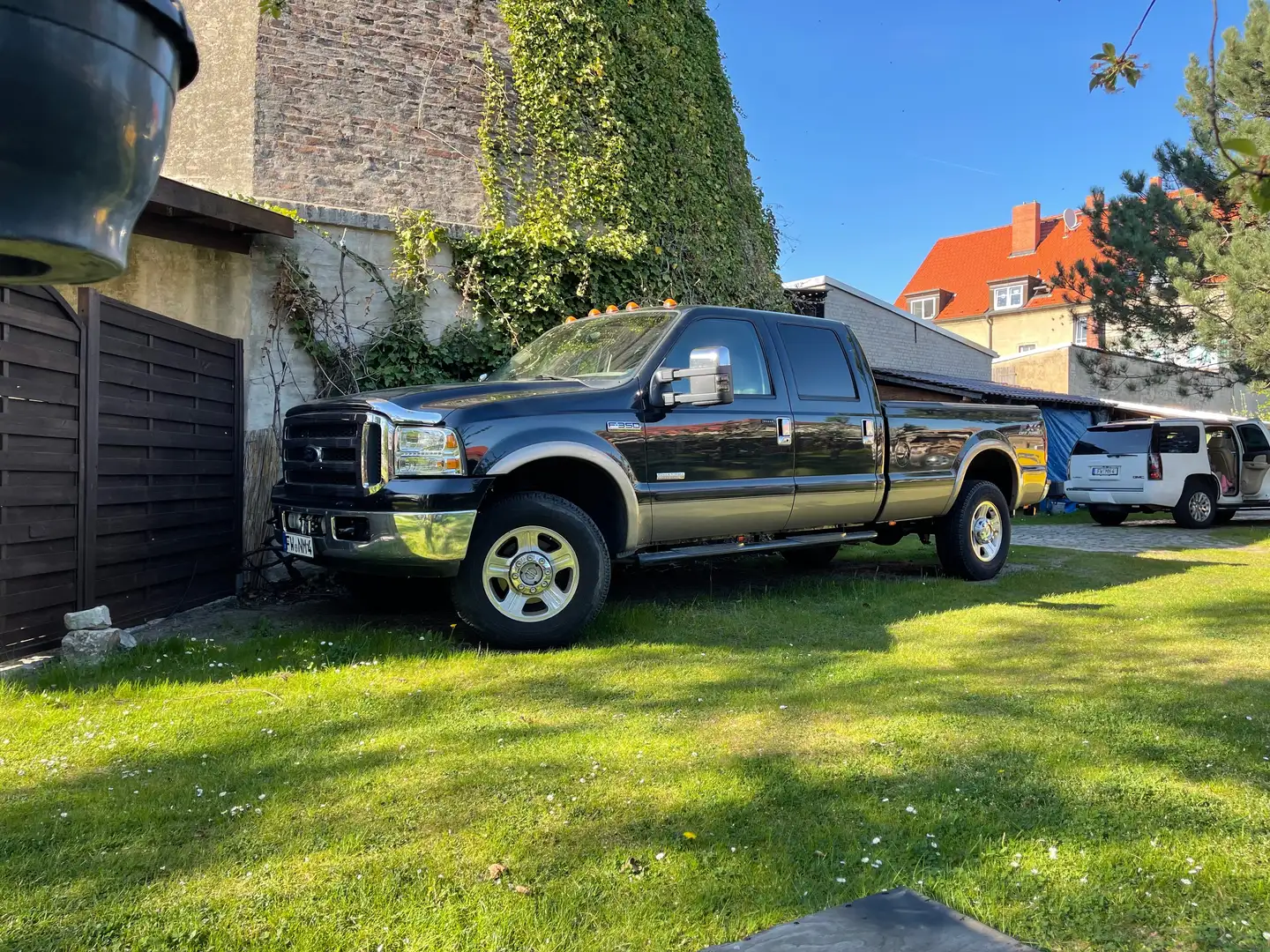 Ford F 350 Schwarz - 1