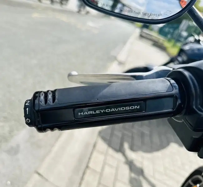 Harley-Davidson Softail - foto 8