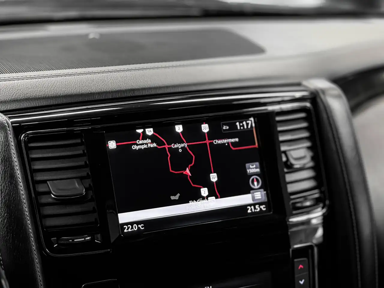 Infiniti QX80 photo Infiniti QX80