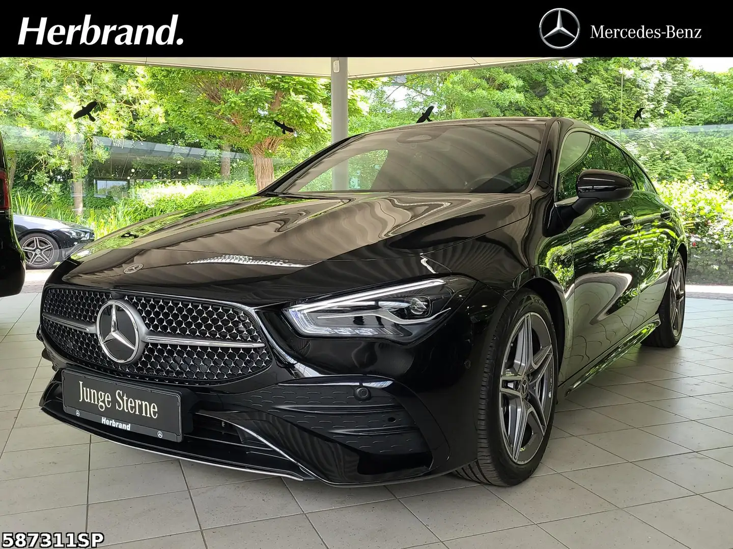 Mercedes-Benz CLA 180 AMG LED KAMERA EASYPACK Noir - 1