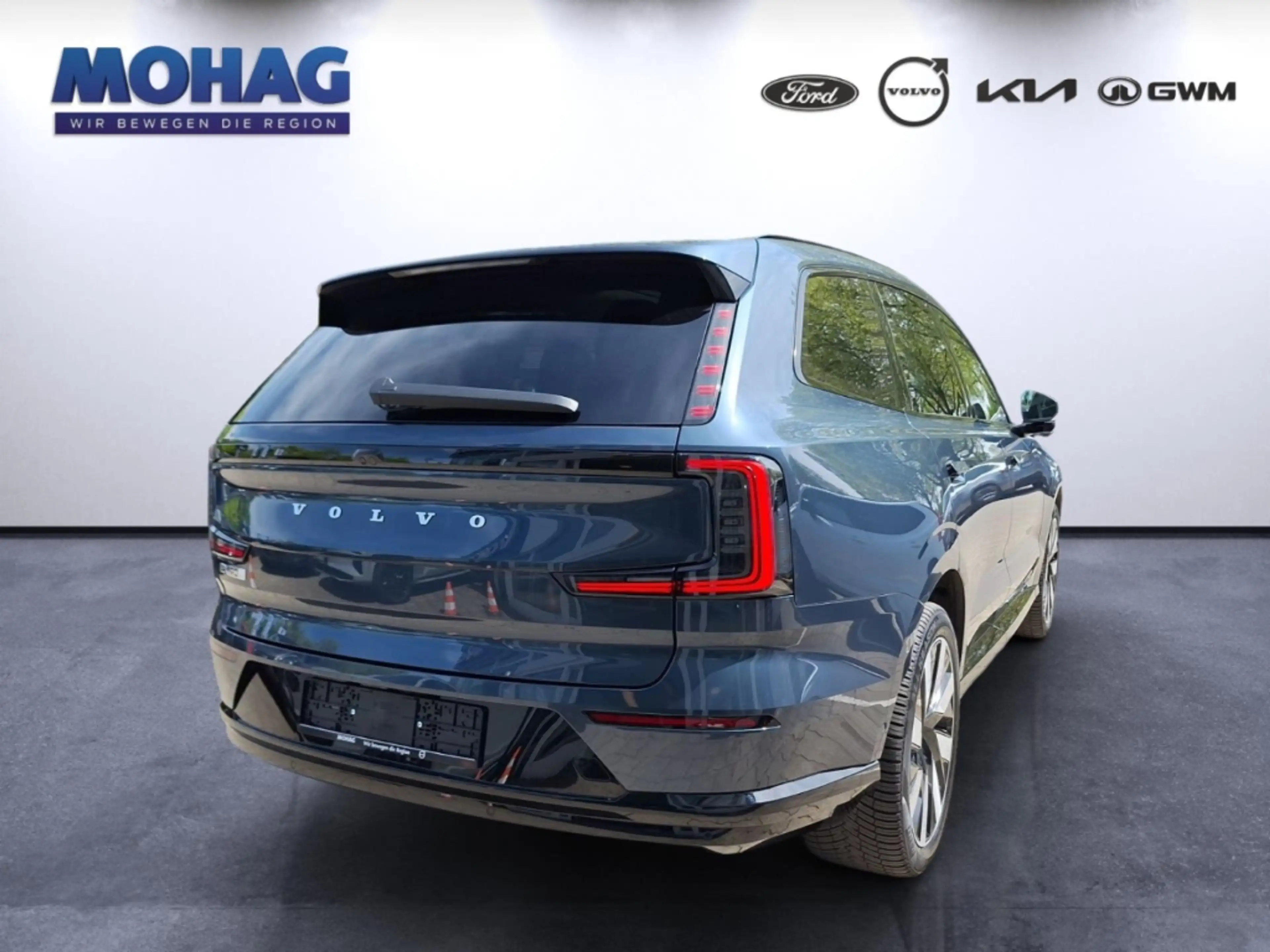 Volvo EX90 Performance Pure Electric AWD Ultra 6-Sitzer — photo 3
