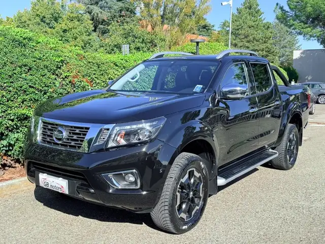 Nissan Navara 2.3 dCi 190 CV 4WD Double Cab N-Guard TETTO