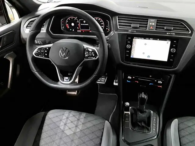 Volkswagen Tiguan view 10
