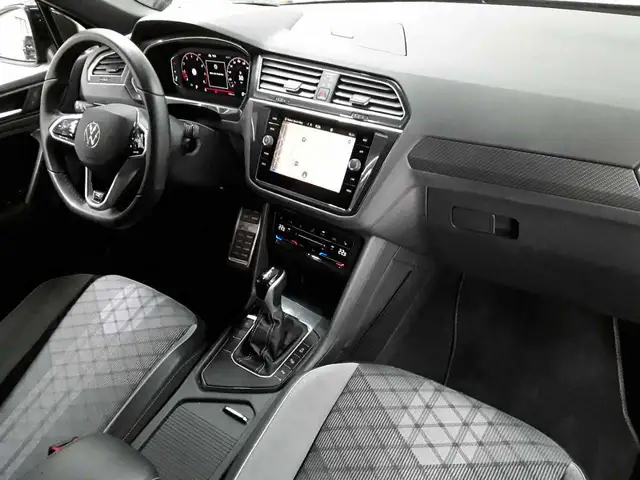 Volkswagen Tiguan view 9