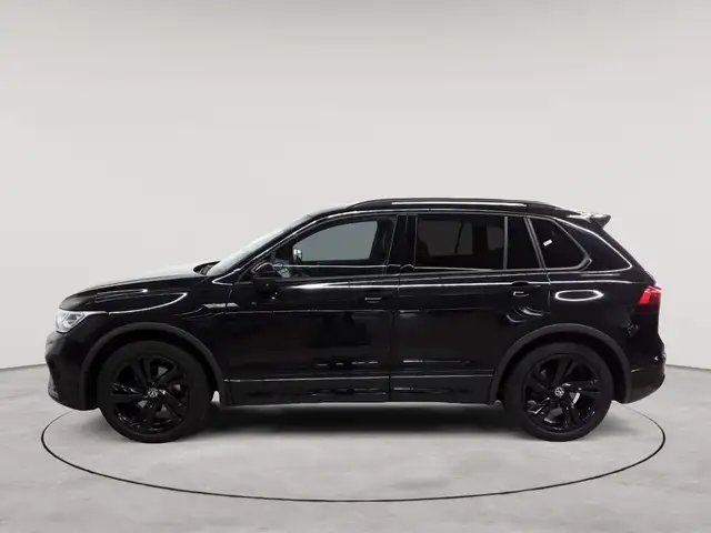 Volkswagen Tiguan view 6