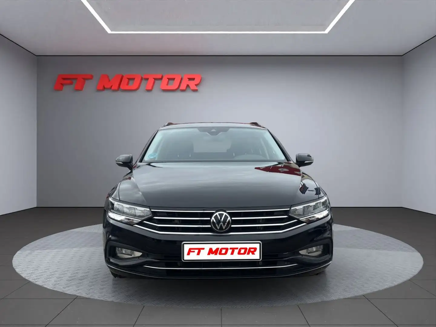 Volkswagen Passat Variant 2.0TDI EVO Executive DGS7 110kW Negro - 2