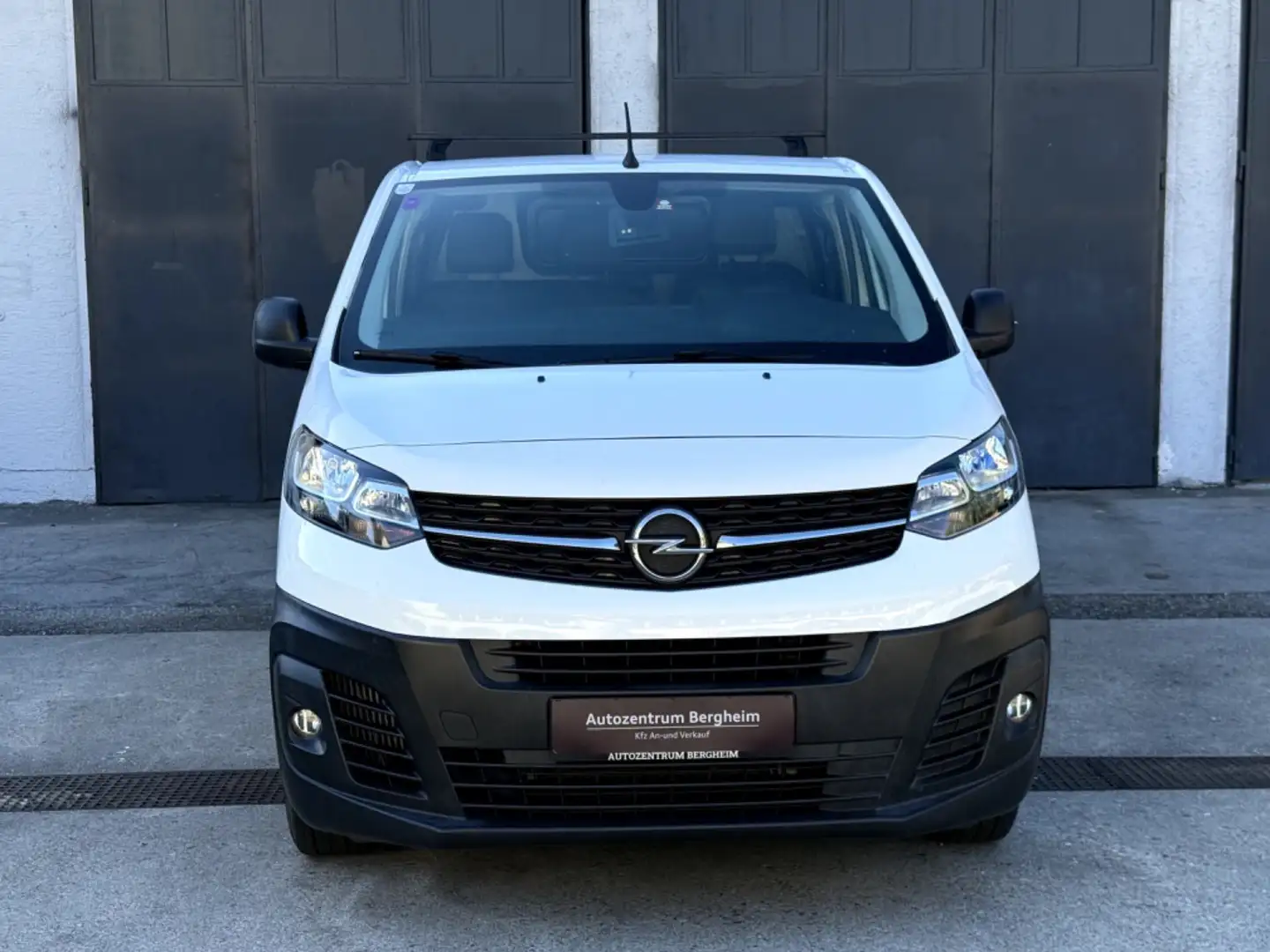 Opel Vivaro 2.0 D M Edition (L2) Weiß - 2