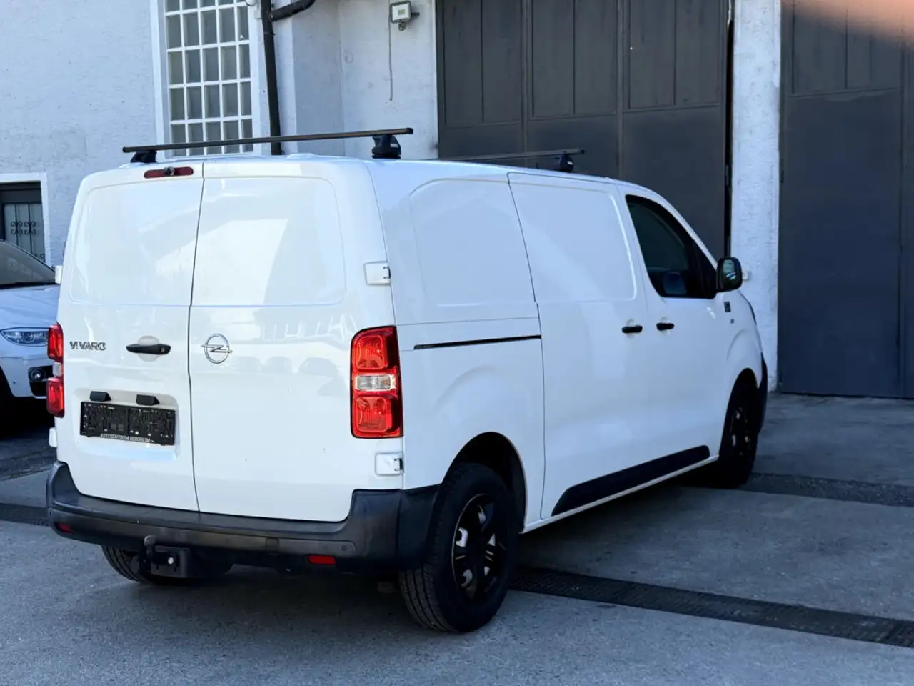 Opel Vivaro 2.0 D M Edition (L2), миниатюра 9