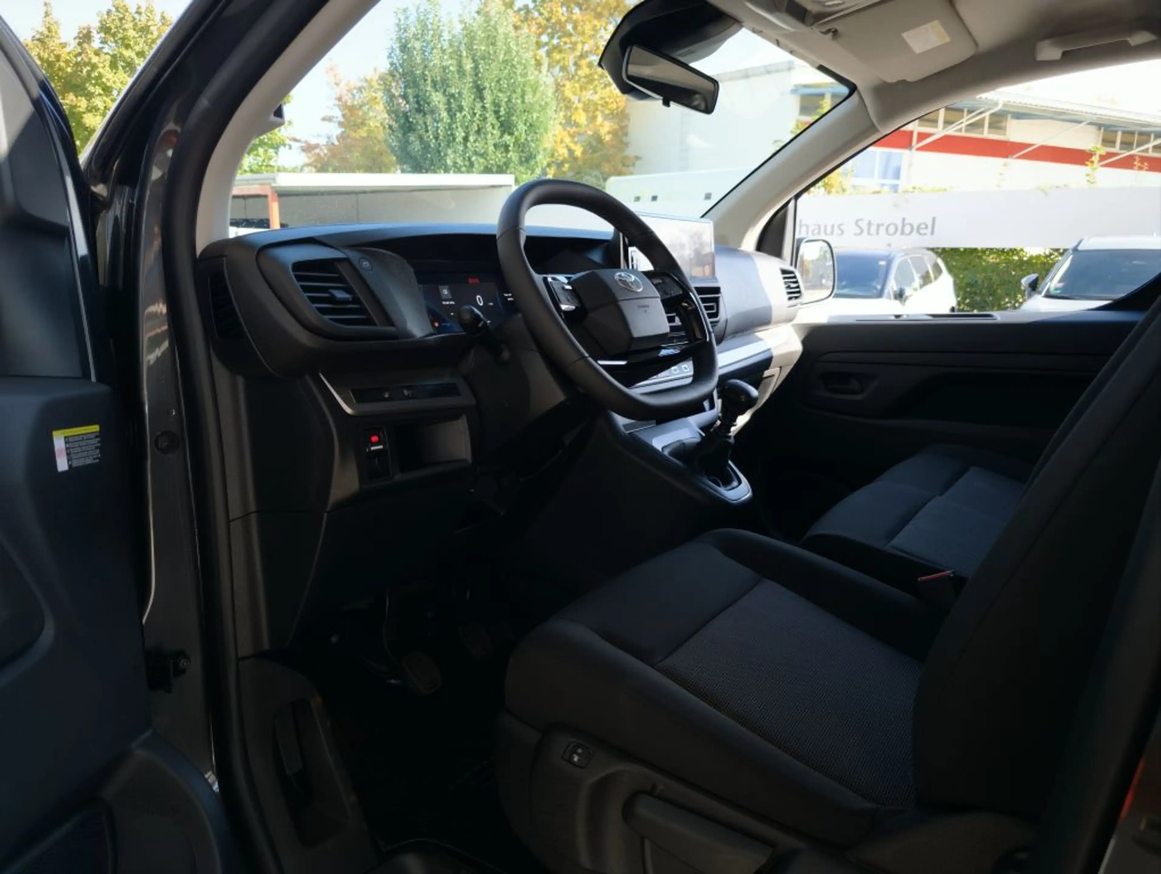 Toyota Proace 2,2-l-D L1 4türig Select mit Sitzheizung — photo 7