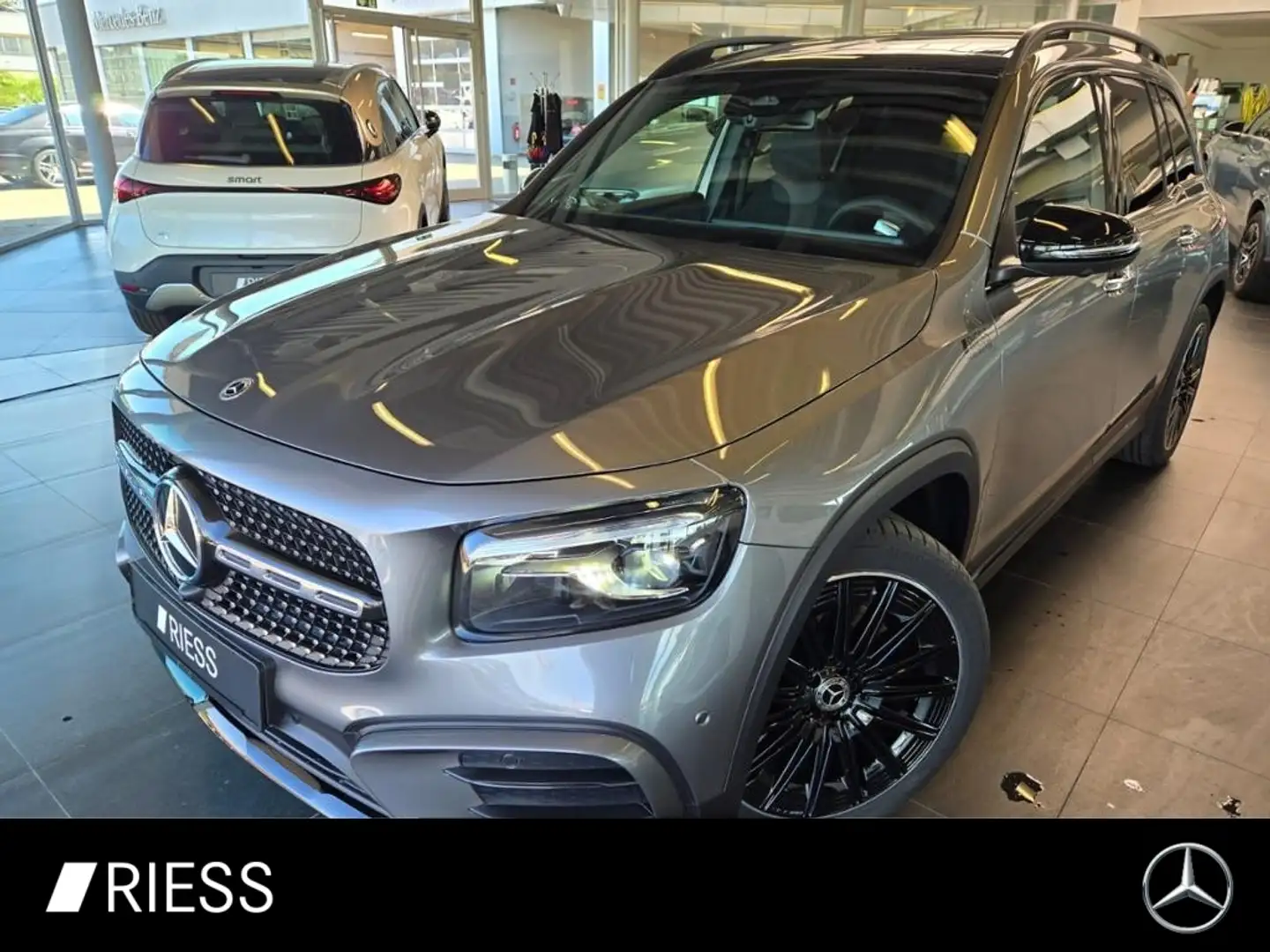 Mercedes-Benz GLB 250 4MATIC SD SpurW W-Paket S-Sitz KeyLess Grau - 1