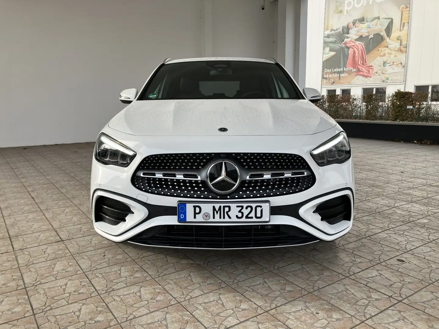 Mercedes-Benz GLA 200 GLA 200 AMG Line/Kamera/Spur-Paket/LED/Navi/AHK Weiß - 2