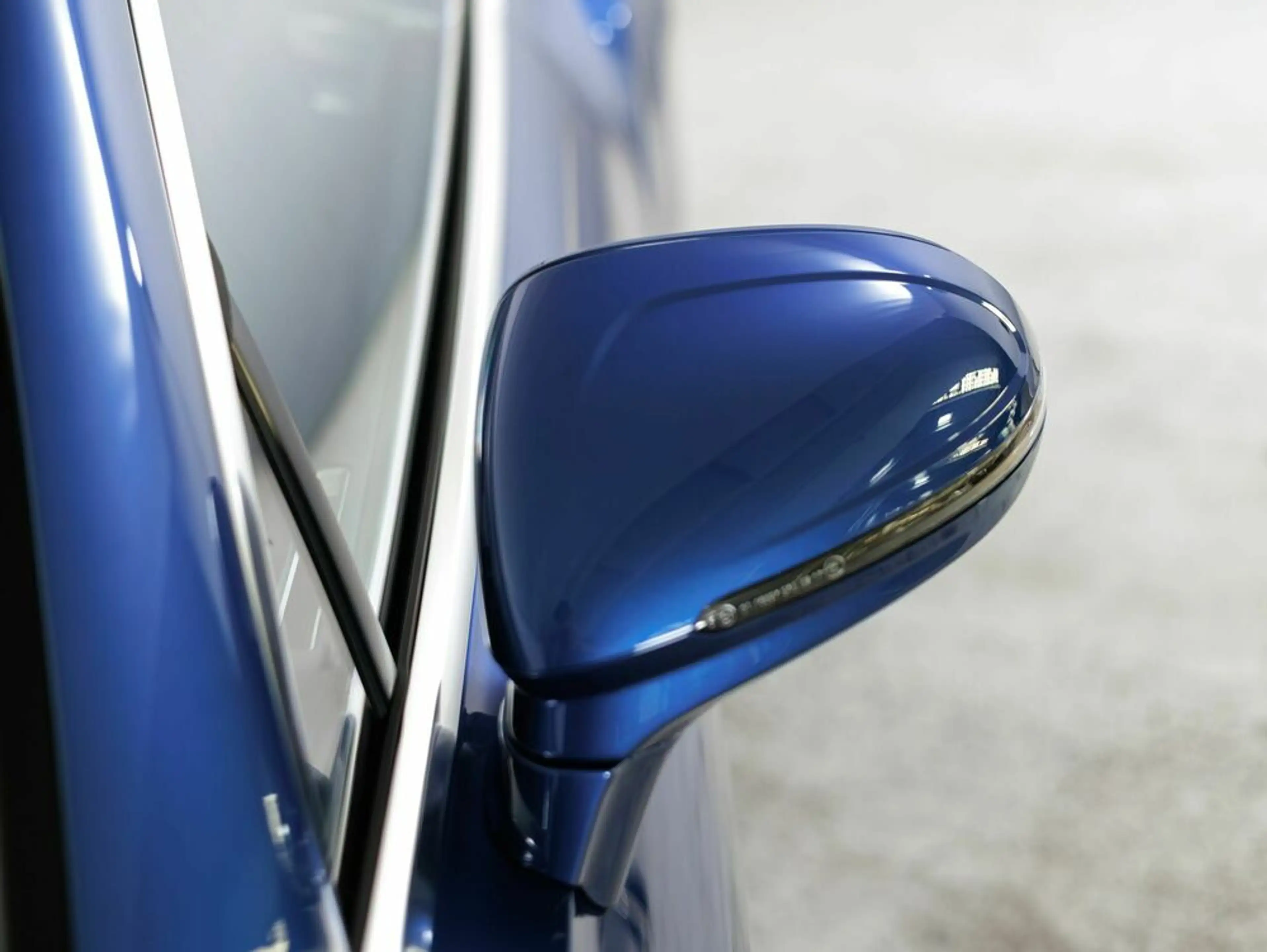 Bentley Continental Azure — photo 12