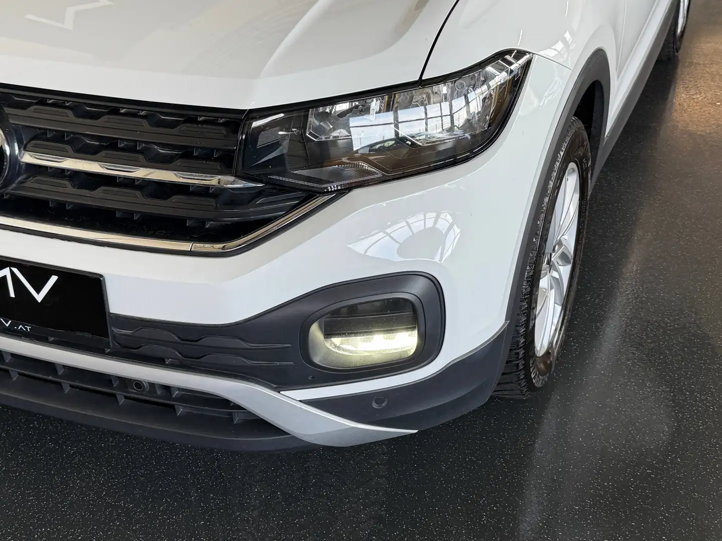 Volkswagen T-Cross 1.0 TSI Life 1st. Besitz Sitzheizung Tausch Finanzierung Weiß - 2