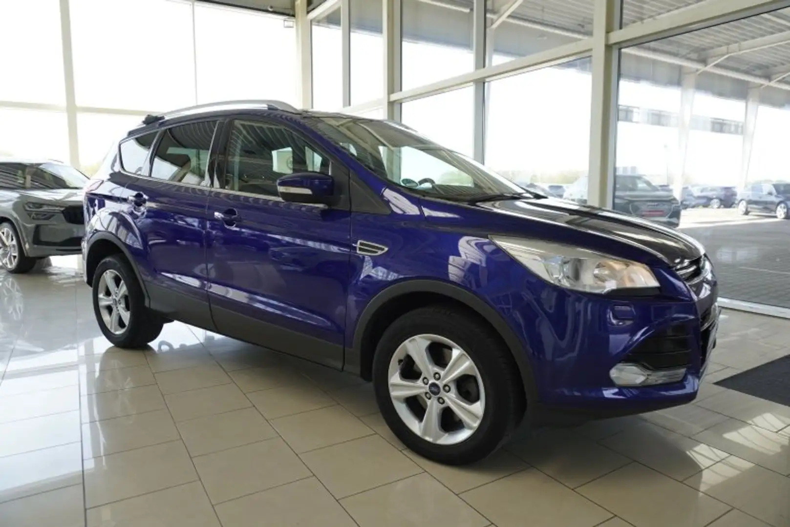 Ford Kuga 2.0 TDCi AHK/Navi/el.Klappe/Kessy/Winterp. Blau - 1