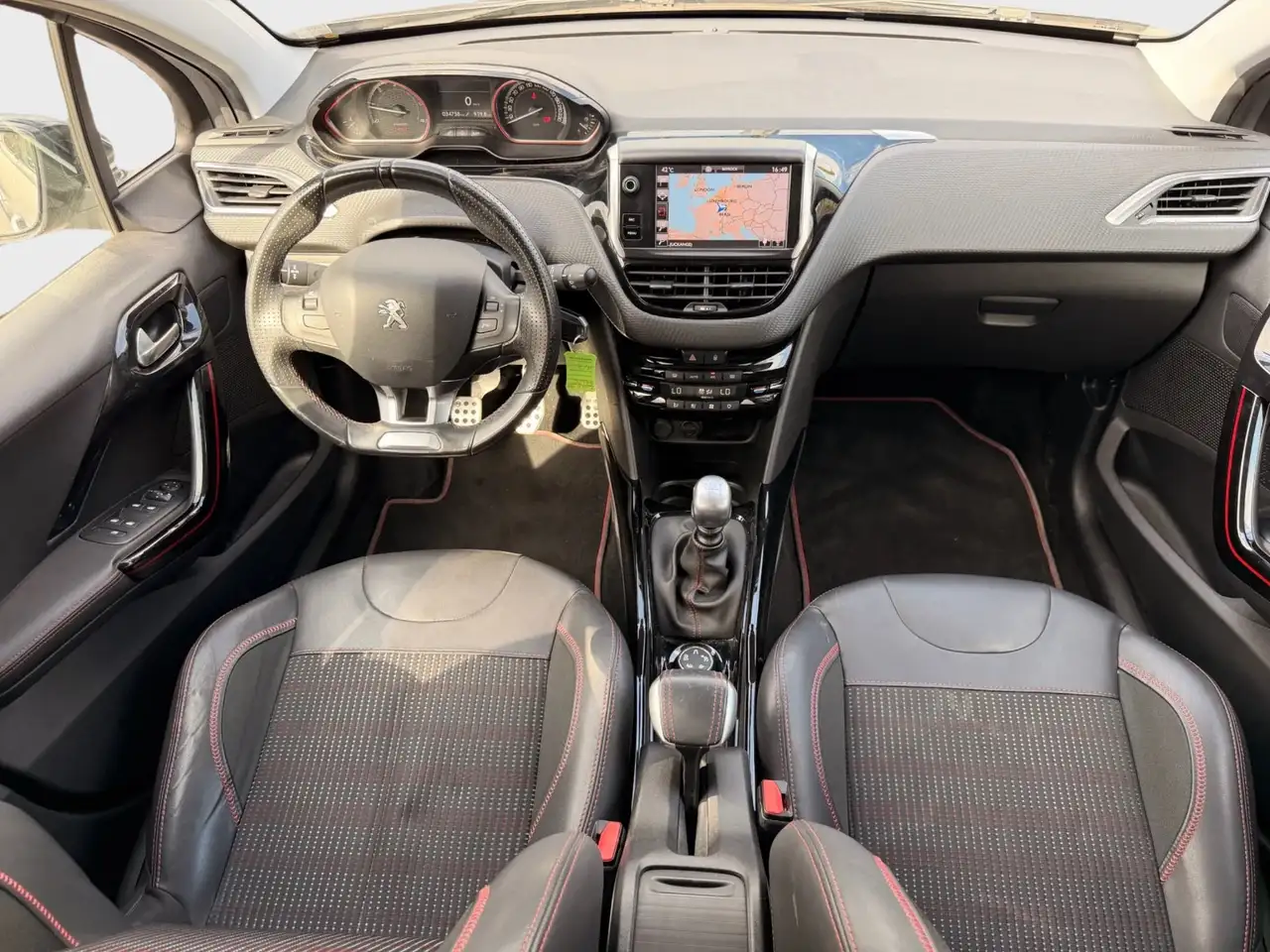 Peugeot 2008 2008 — photo 8