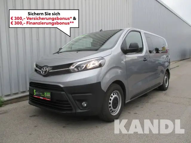 Toyota Proace Verso 1.5 D-4D Shuttle Compact PDC+SpurW