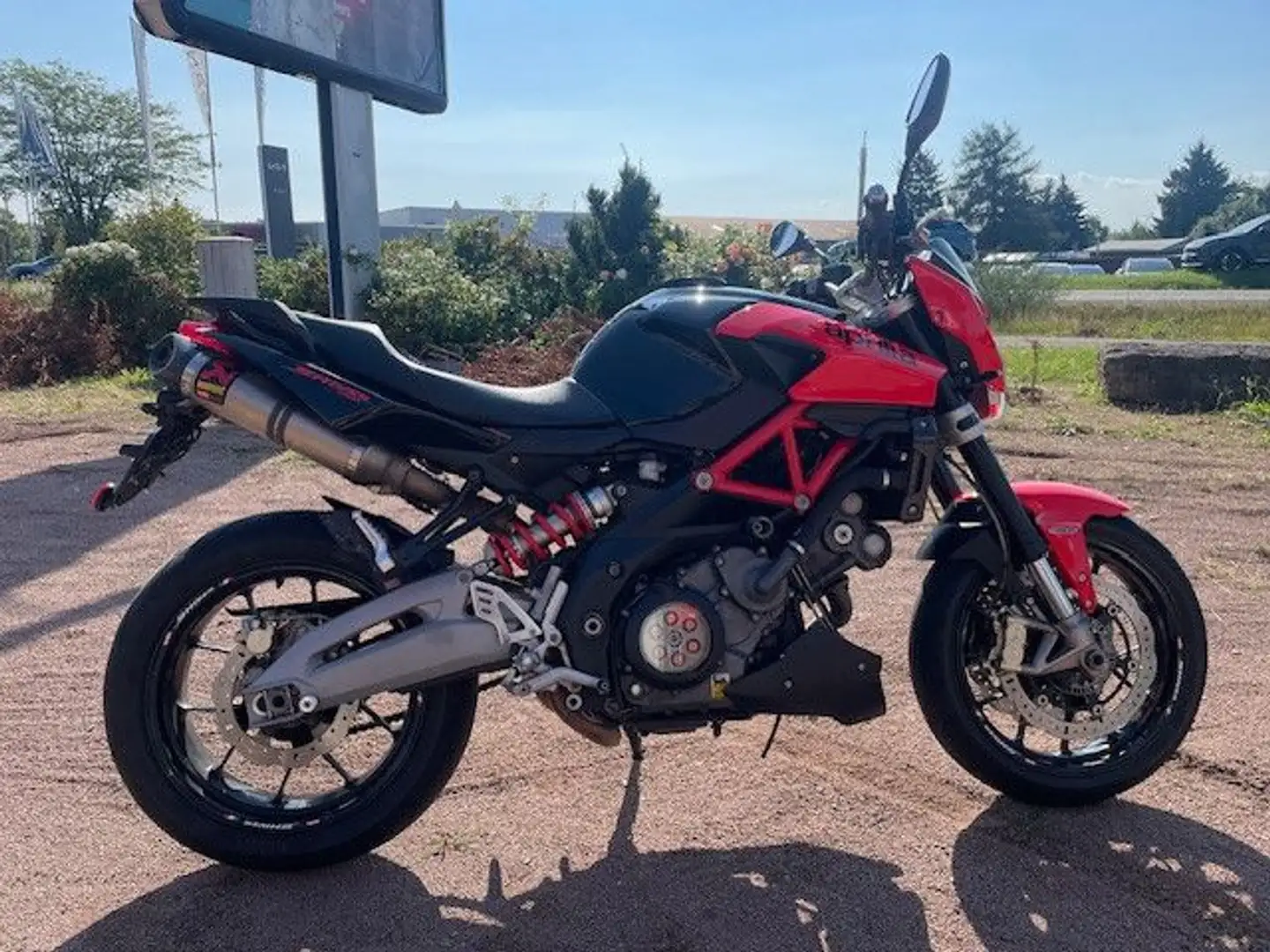 Aprilia Shiver 750 ABS Rood - 2