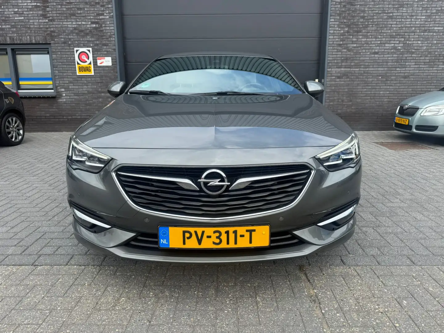 Opel Insignia Grand Sport 1.5 Turbo Innovation | AUTOMAAT | 1E E Grijs - 2