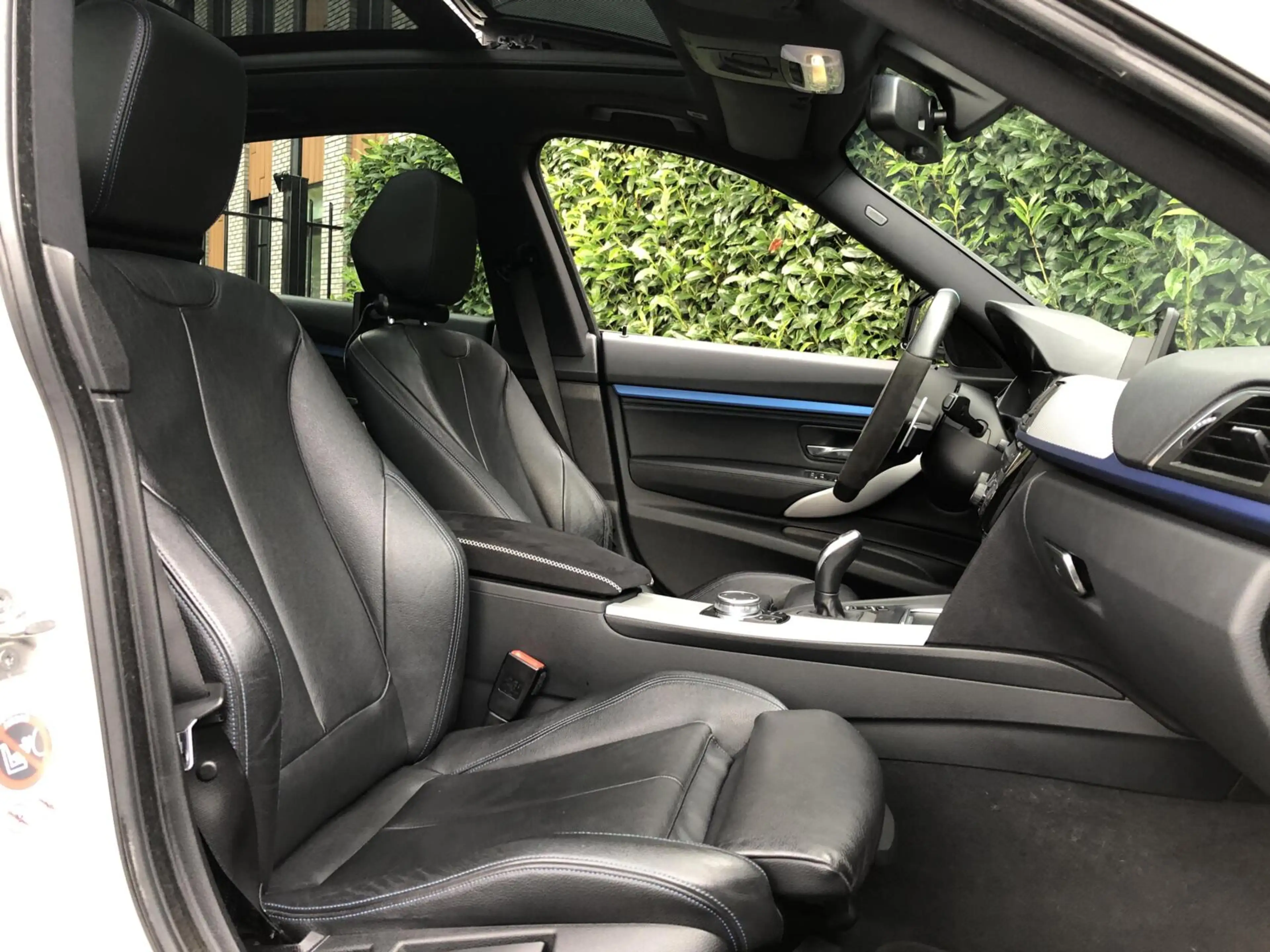 BMW 320 3-serie Gran Turismo 320i Centennial High Executiv — photo 9