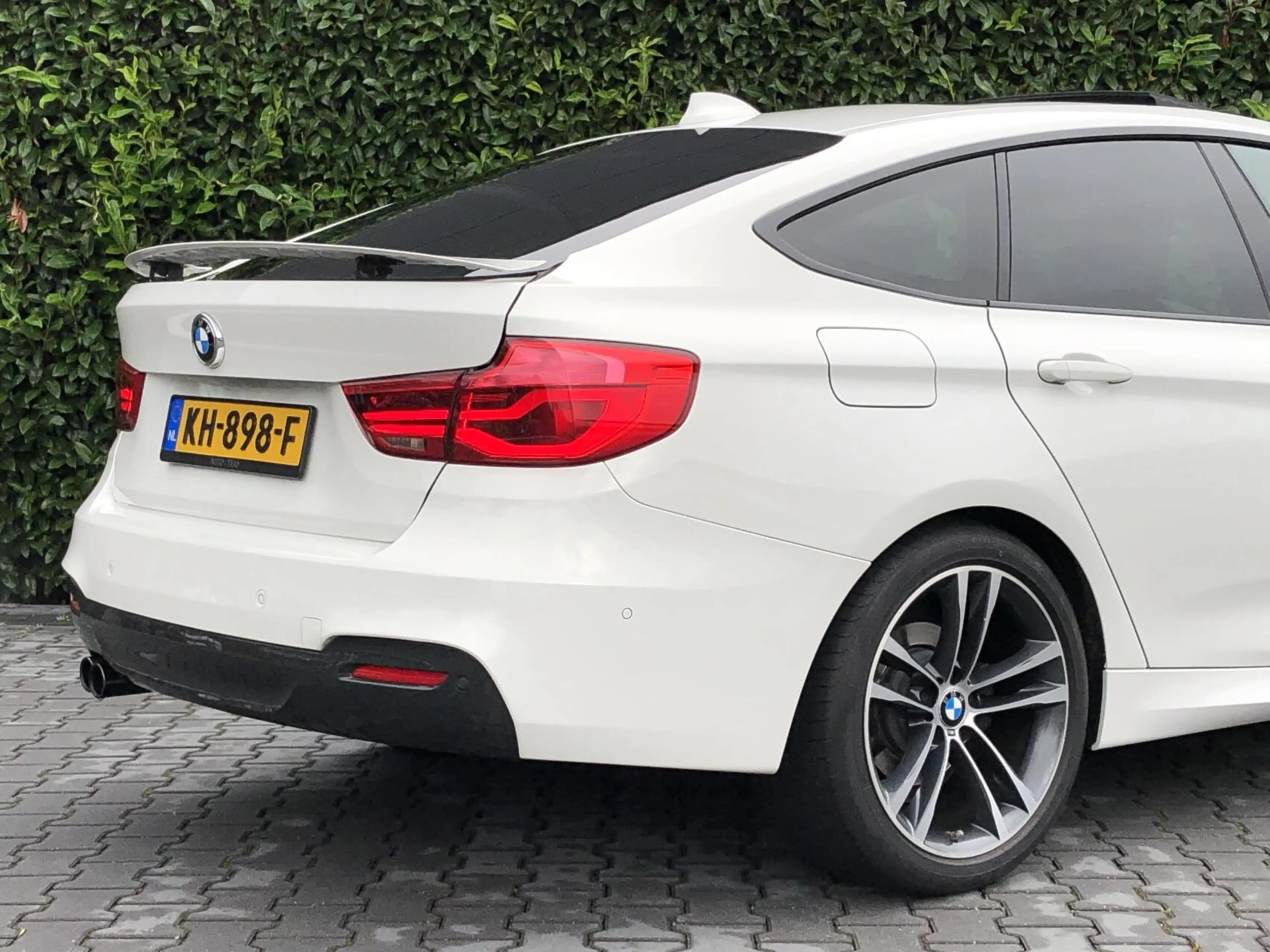 BMW 320 3-serie Gran Turismo 320i Centennial High Executiv — photo 35
