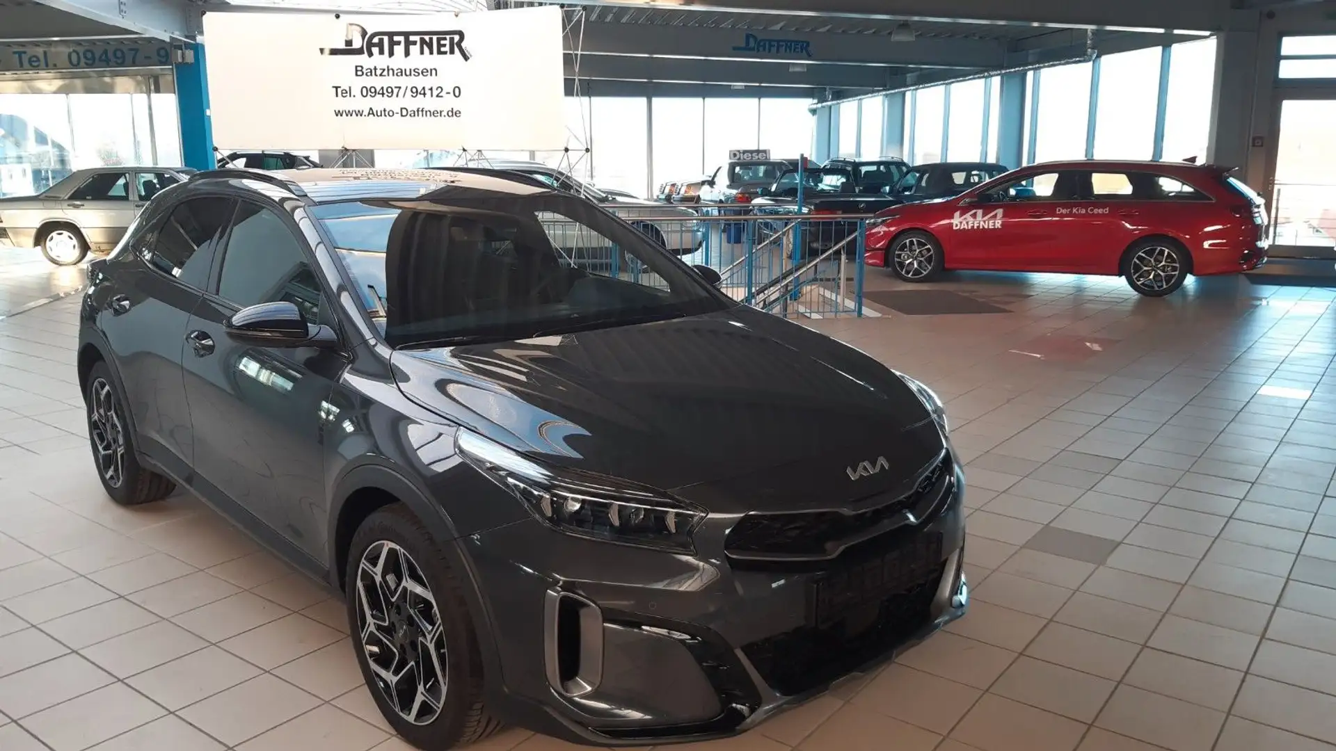 Kia XCeed GT Line DCT (Automatik)/NAVI/LED/DAB/SZH Grau - 2