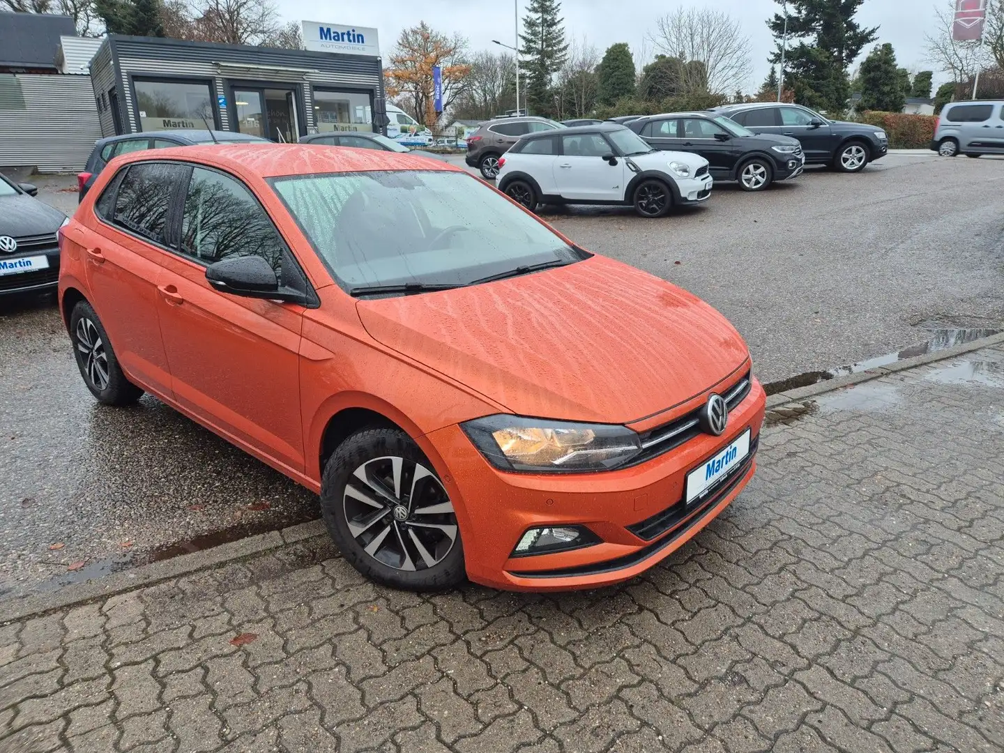 Volkswagen Polo VI IQ.DRIVE Orange - 2