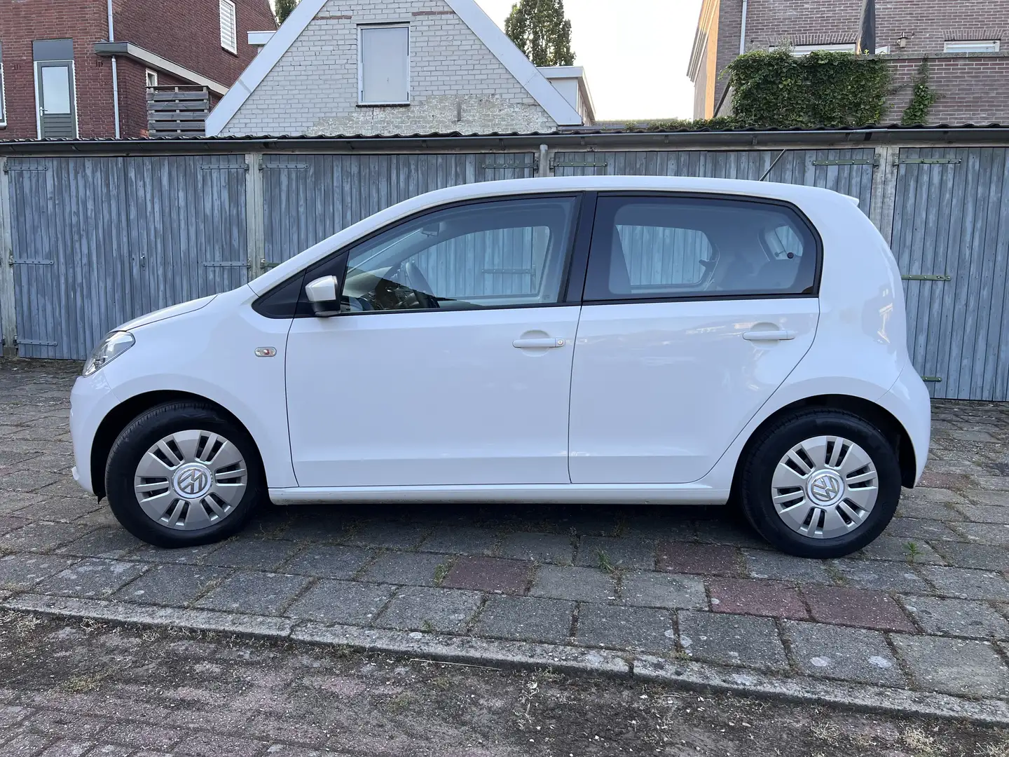 Volkswagen up! Move Up! BlueMotion Technology | Airco | Trekhaak Wit - 2