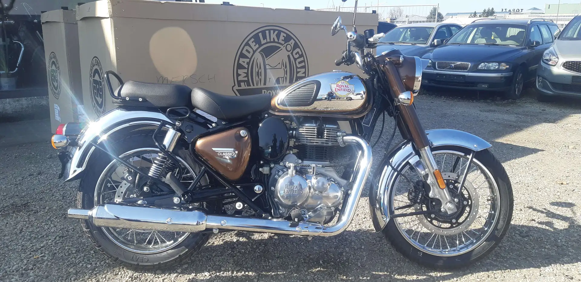 Royal Enfield Classic 350 Geel - 1