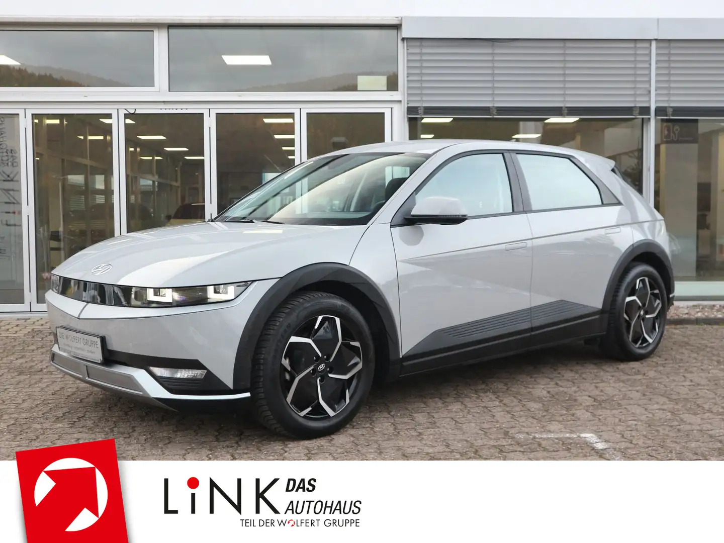 Hyundai IONIQ 5 72,6 kWh ACC CARPLAY NAVI RFK Grijs - 1