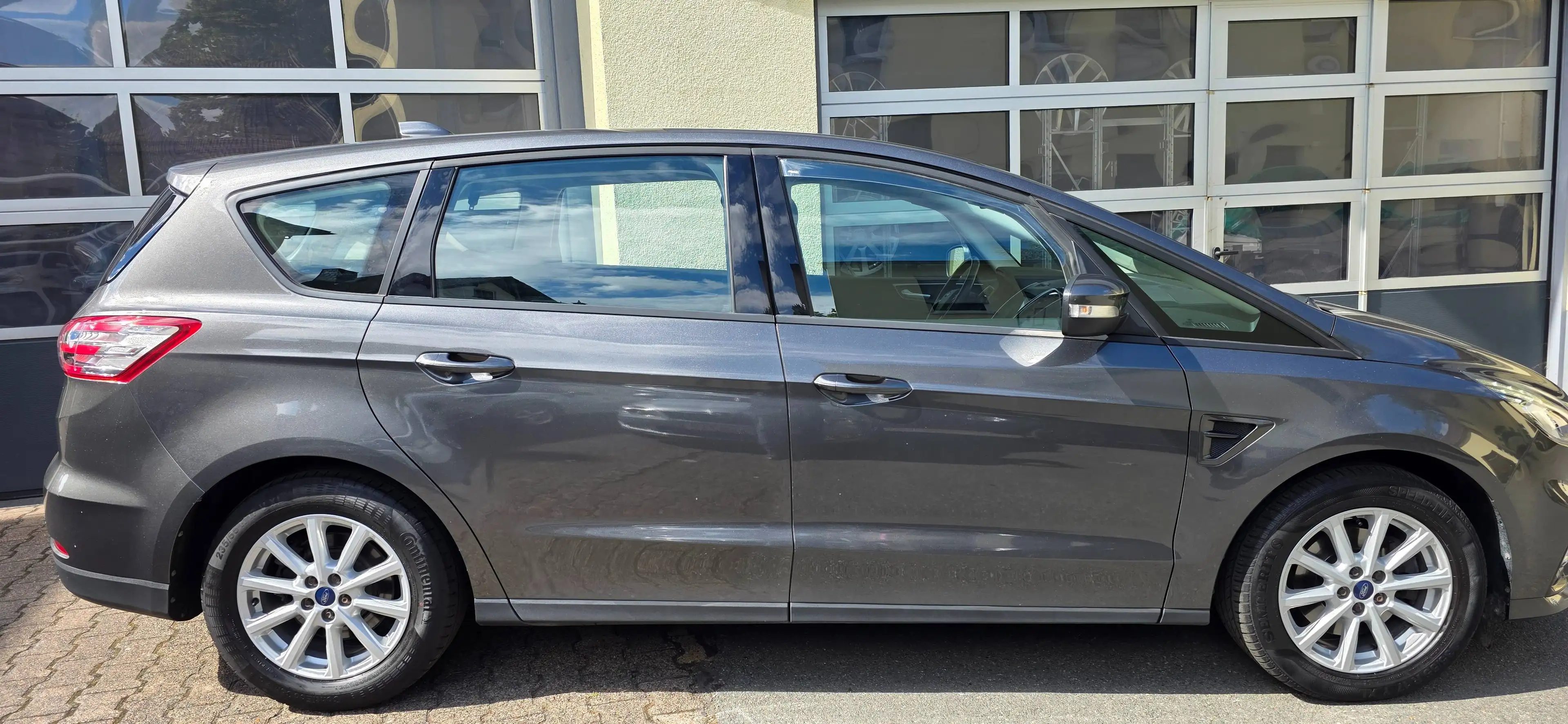 Ford S-Max 2.0TDCi *1 Hand*Navi*Aut* Kamera* Garantie — photo 6