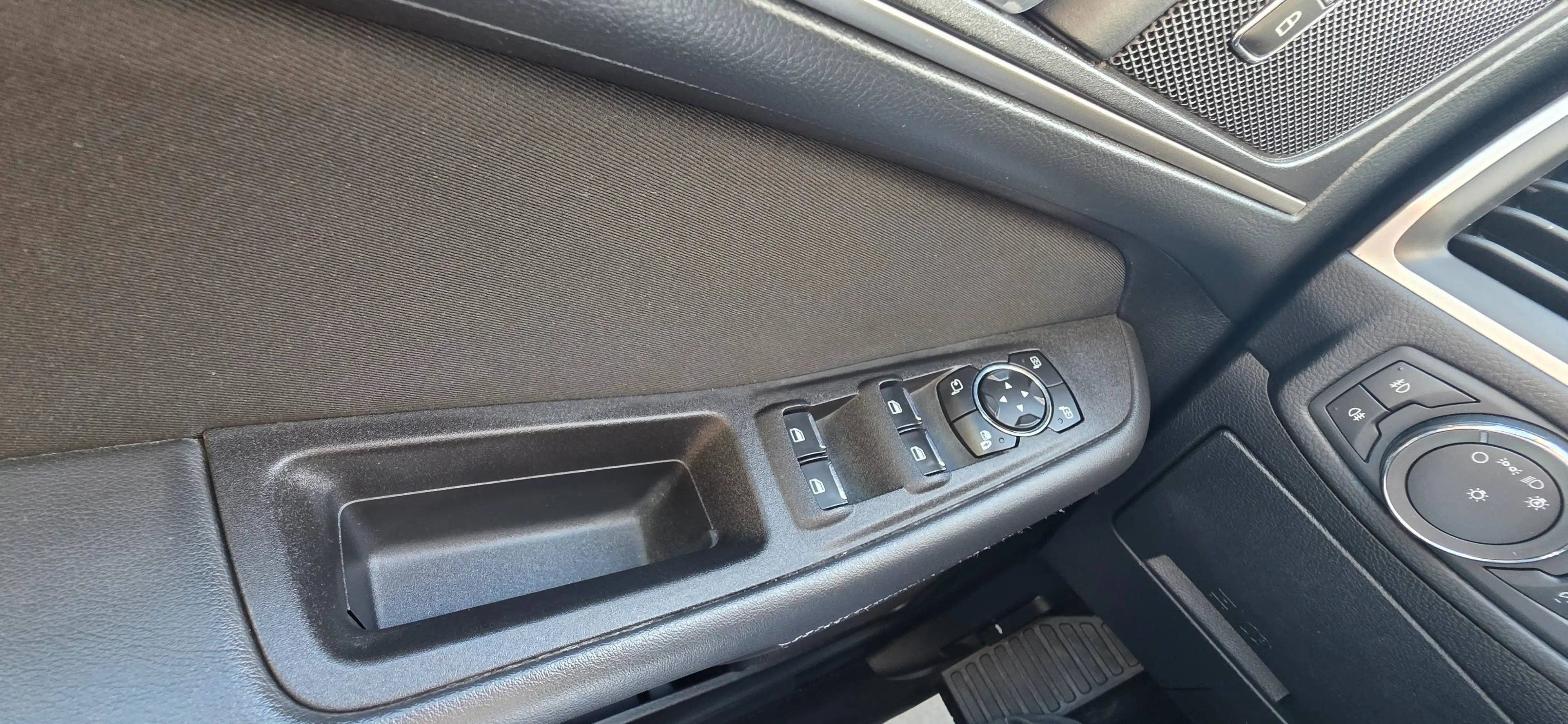 Ford S-Max 2.0TDCi *1 Hand*Navi*Aut* Kamera* Garantie — photo 13