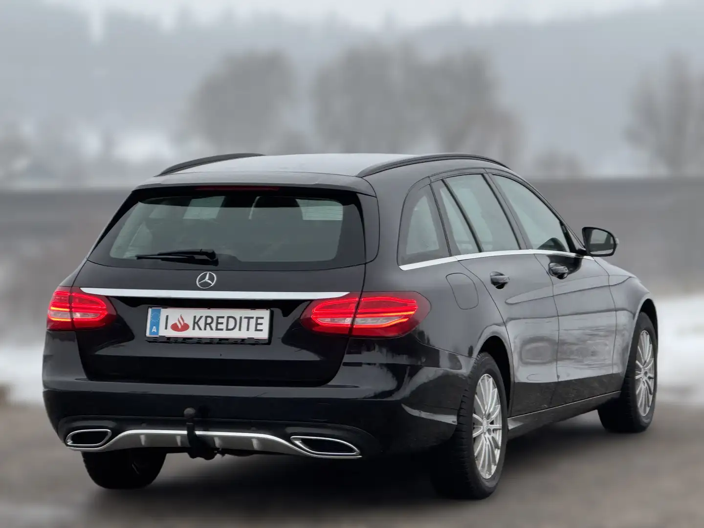 Mercedes-Benz C 200 Automatik I Xenon I Gepflegt I Pickerl I Exklusive Schwarz - 2