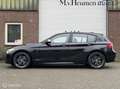 BMW 135 1-serie M135i xDrive 320PK Harman Kardon LED Clima Schwarz - thumbnail 2