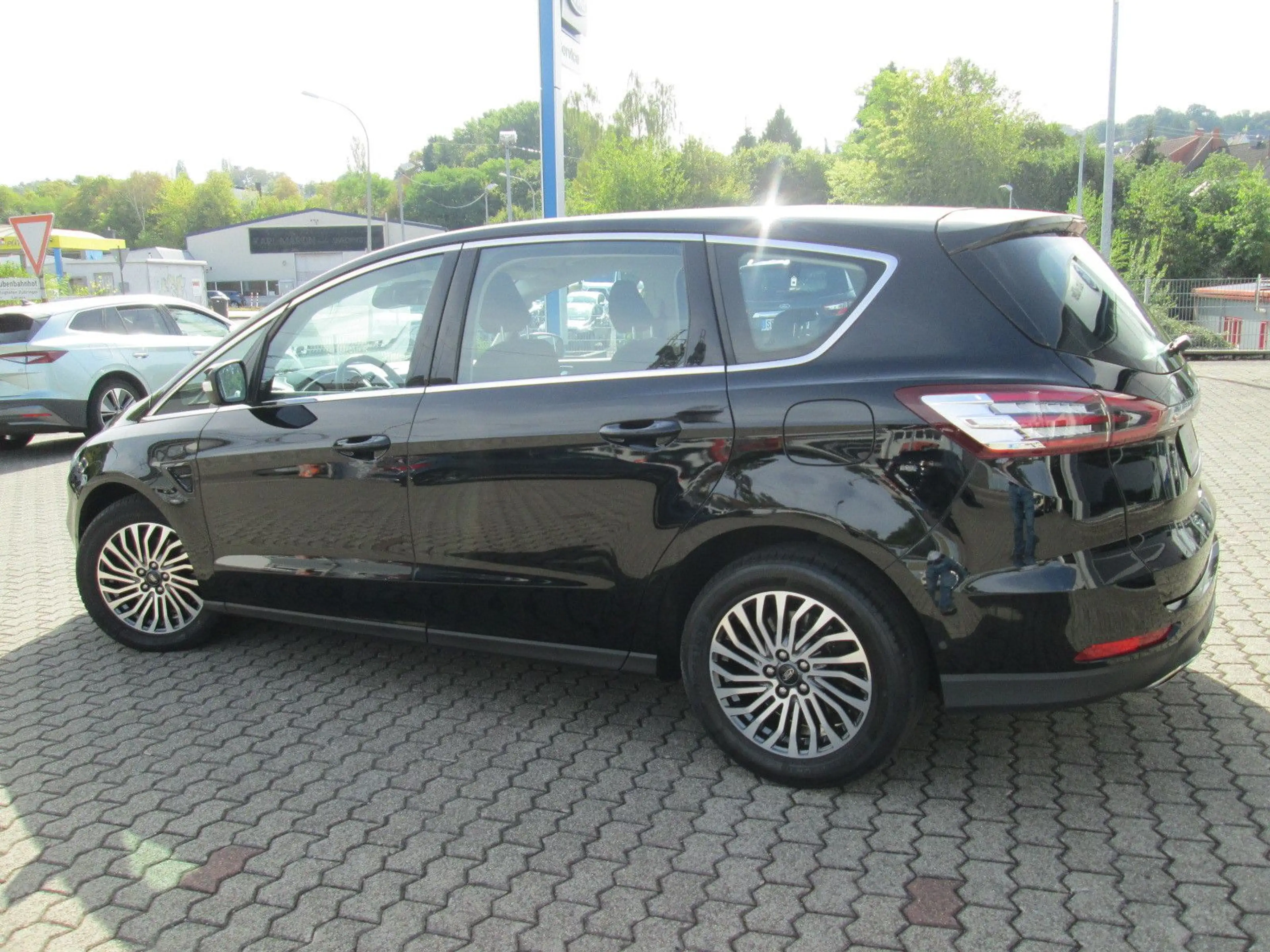 Ford S-Max S-MAX Titanium — photo 13
