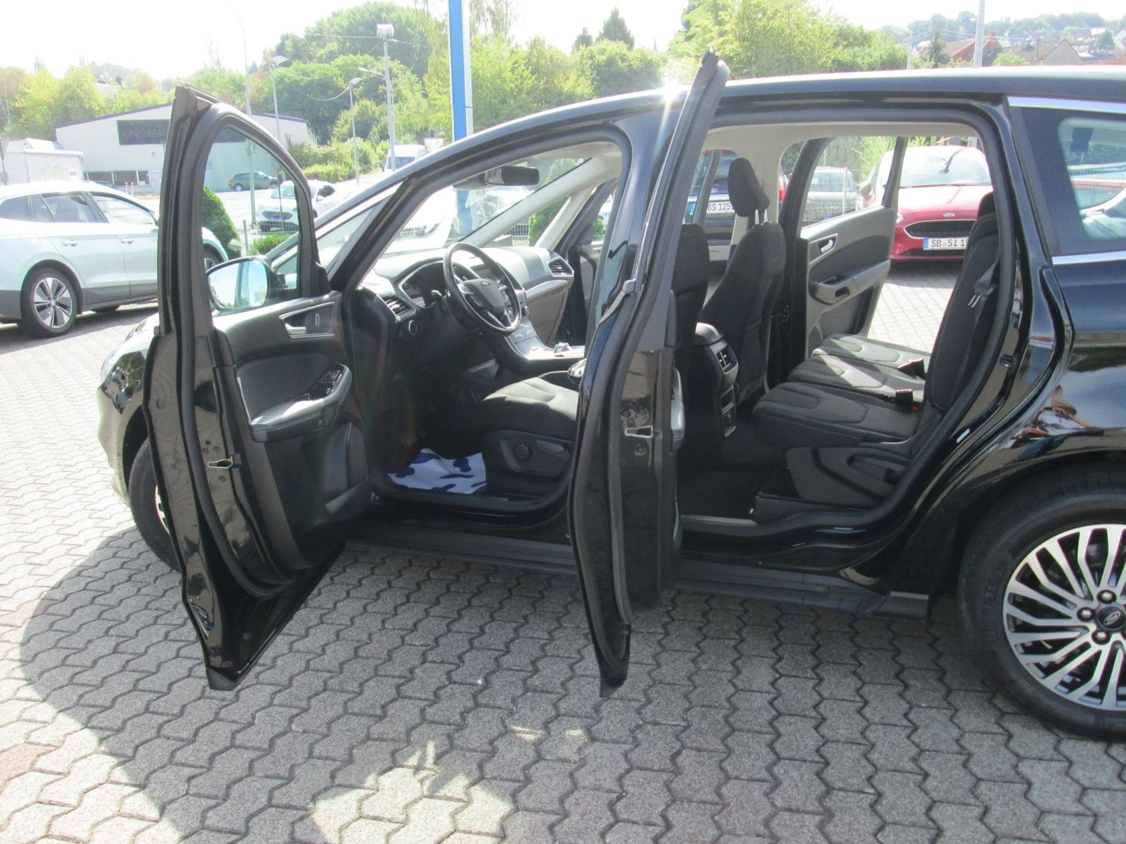 Ford S-Max S-MAX Titanium — photo 2
