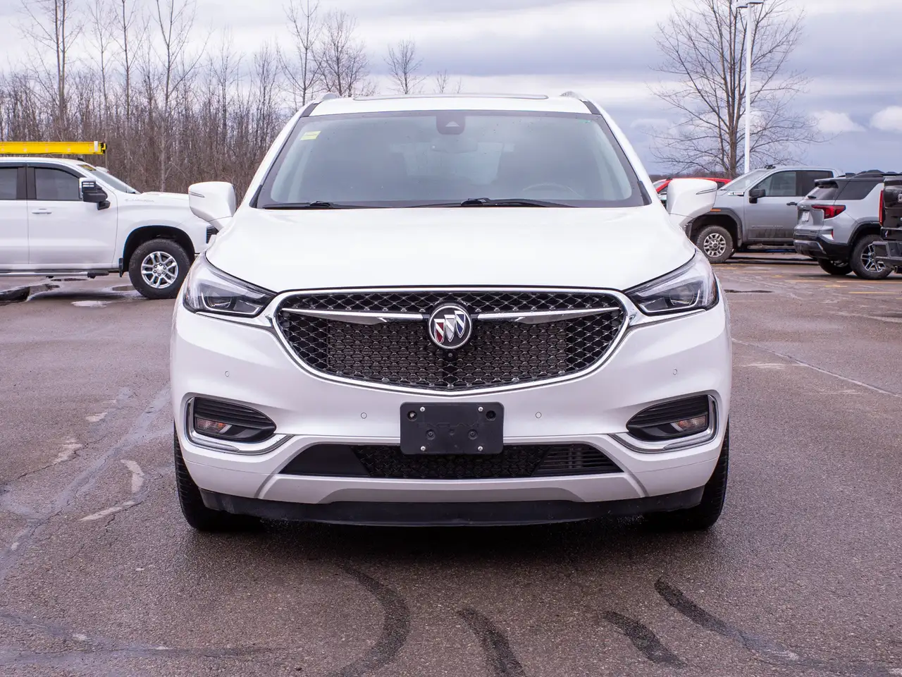 Buick Enclave снимка Buick Enclave