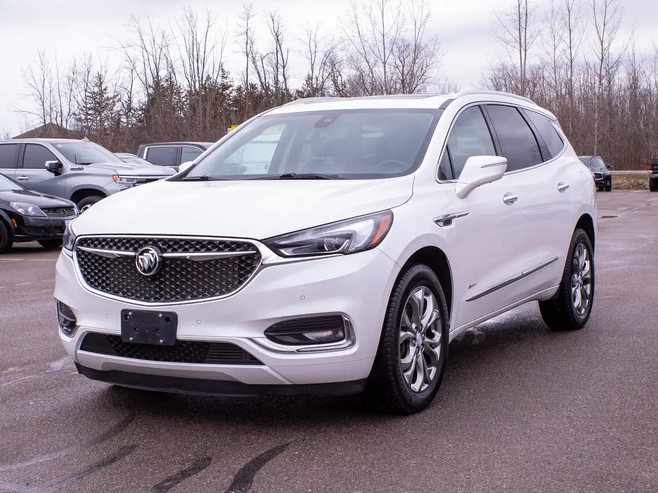 Buick Enclave снимка Buick Enclave