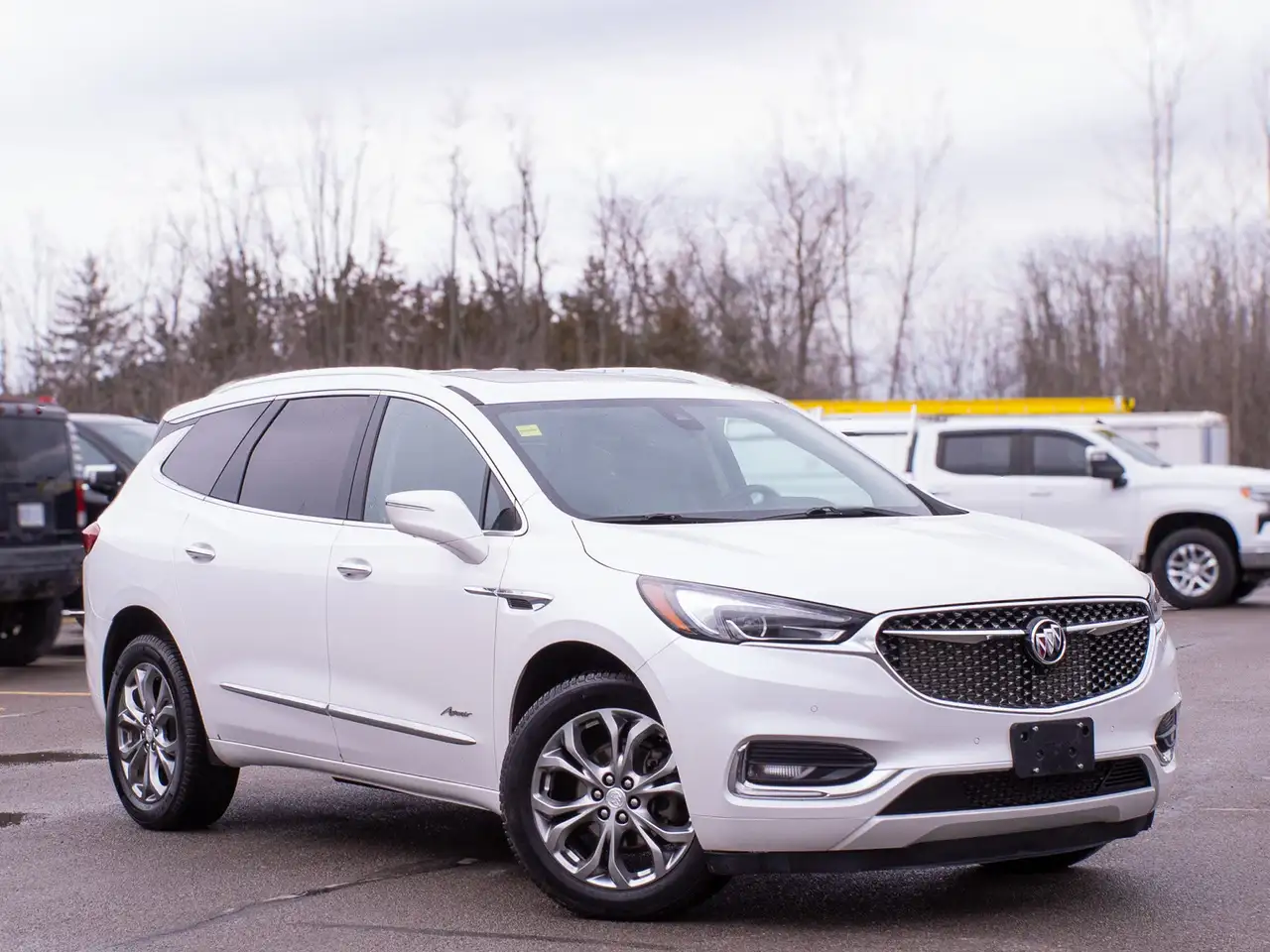 Buick Enclave снимка Buick Enclave