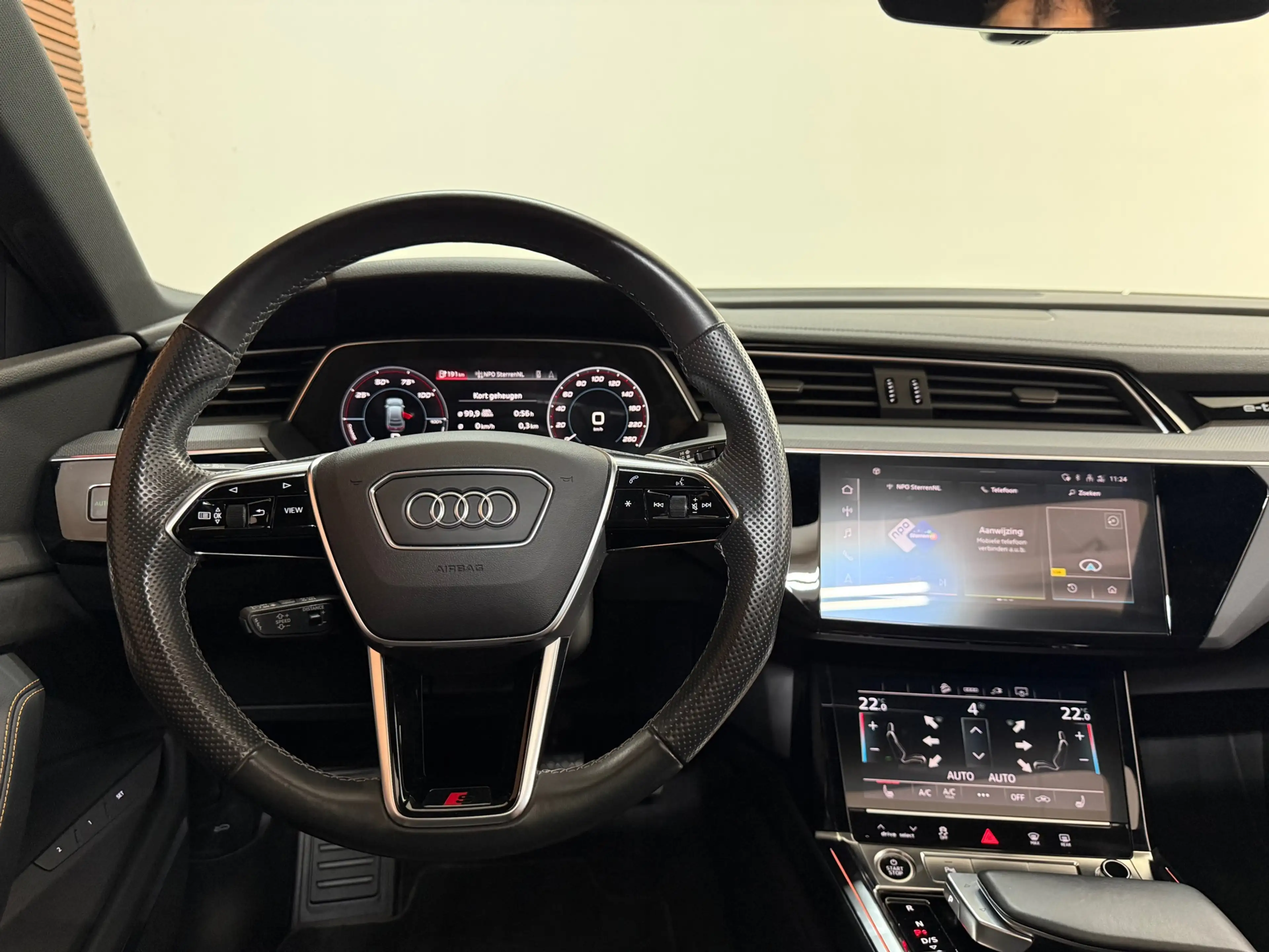 Audi e-tron Sportback 55 quattro S-line Black Edition 407pk | — photo 14